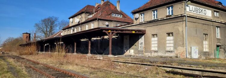 Trwa remont torów Bieniów - Lubsko 9 fot. Radosław Śledziński PKP PLK