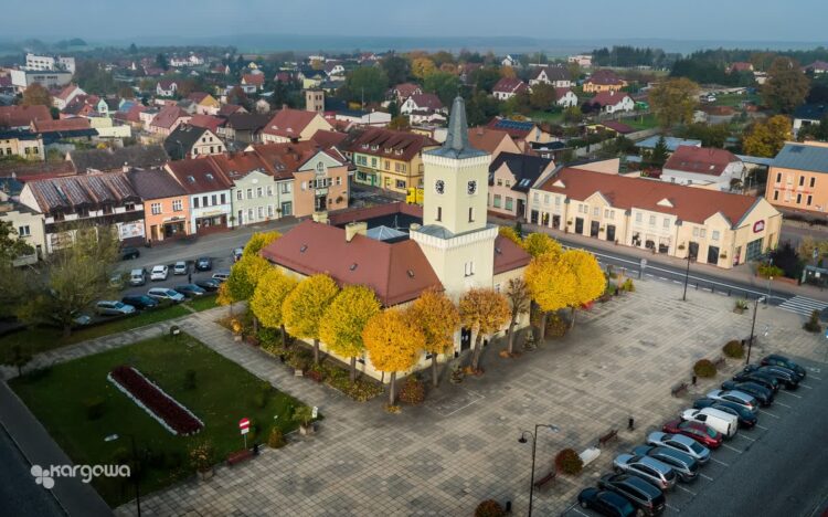 Czekamy na remont rynku w Kargowej 9 fot. UM Kargowa