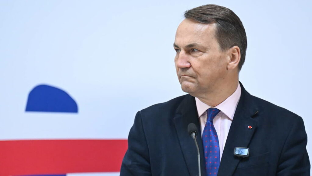 Minister spraw zagranicznych Radosław Sikorski. Fot. PAP/Adam Warżawa
