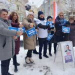 Miejscy i wojewódzcy radni Koalicji Obywatelskiej wystartowali z kampanią wsparcia dla Rafała Trzaskowskiego, kandydata na prezydent kraju (fot. Piotr Bakselerowicz)