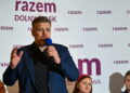 Adrian Zandberg z Partii Razem (PAP/Maciej Kulczyński)