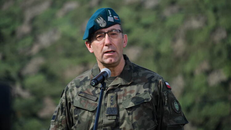 Gen. broni Tomasz Piotrowski. Fot. PAP/Piotr Nowak