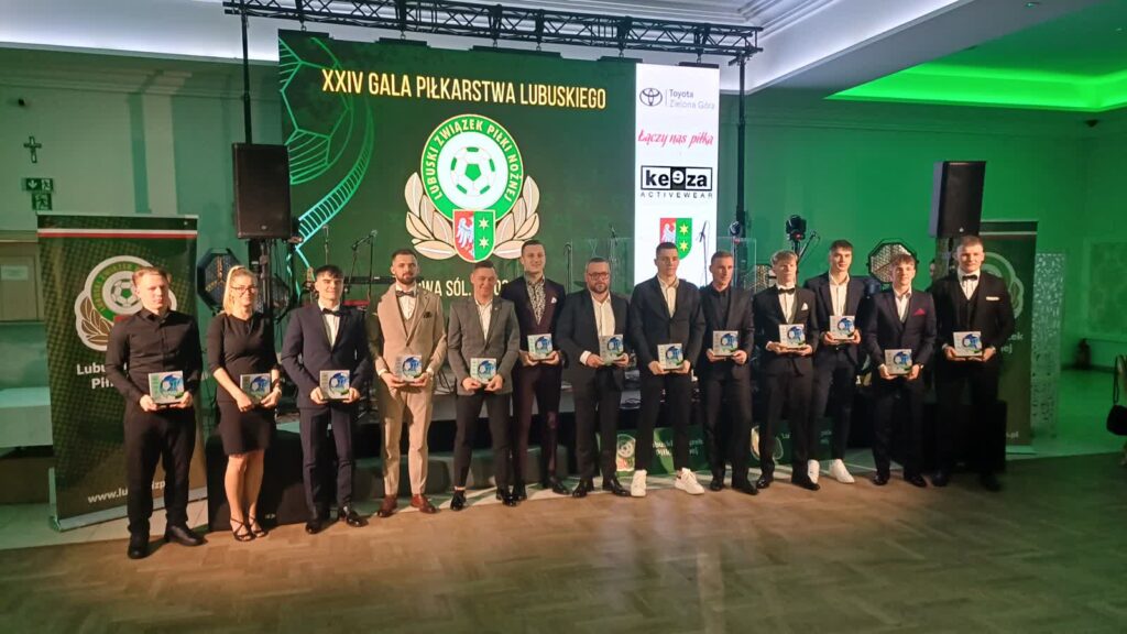 Najlepsi lubuscy piłkarze i trenerzy nagrodzeni w Nowej Soli fot. Jakub Lesiński