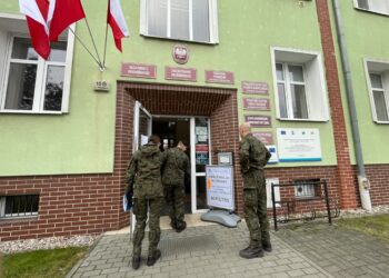 "Chcę służyć Ojczyźnie" reportaż Bartosza Schaefera Radio Zachód - Lubuskie