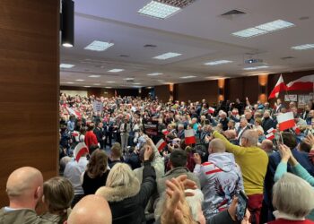 Karol Nawrocki spotkał się z gorzowianami 16 Karol Nawrocki spotkał się z gorzowianami Radio Zachód - Lubuskie