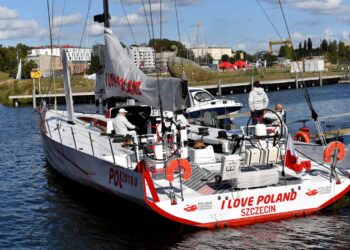 Jacht I love Poland Fot. PAP/Marcin Bielecki