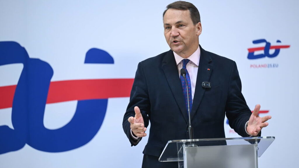 Minister spraw zagranicznych Radosław Sikorski. Fot. PAP/Adam Warżawa