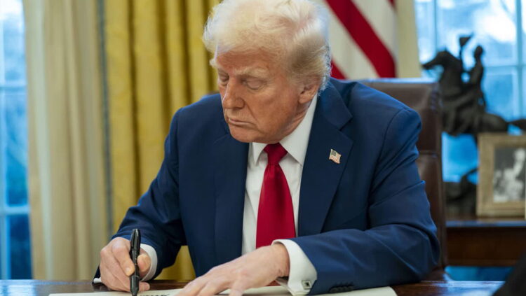 Donald Trump, fot. PAP/EPA/UPI POOL.BONNIE CASH / POOL