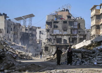 Zniszczona Strefa Gazy, fot. PAP/EPA/MOHAMMED SABER