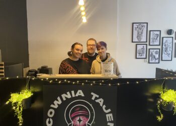 Tatuażowa akcja charytatywna "Cztery łapy jeden cel" Radio Zachód - Lubuskie