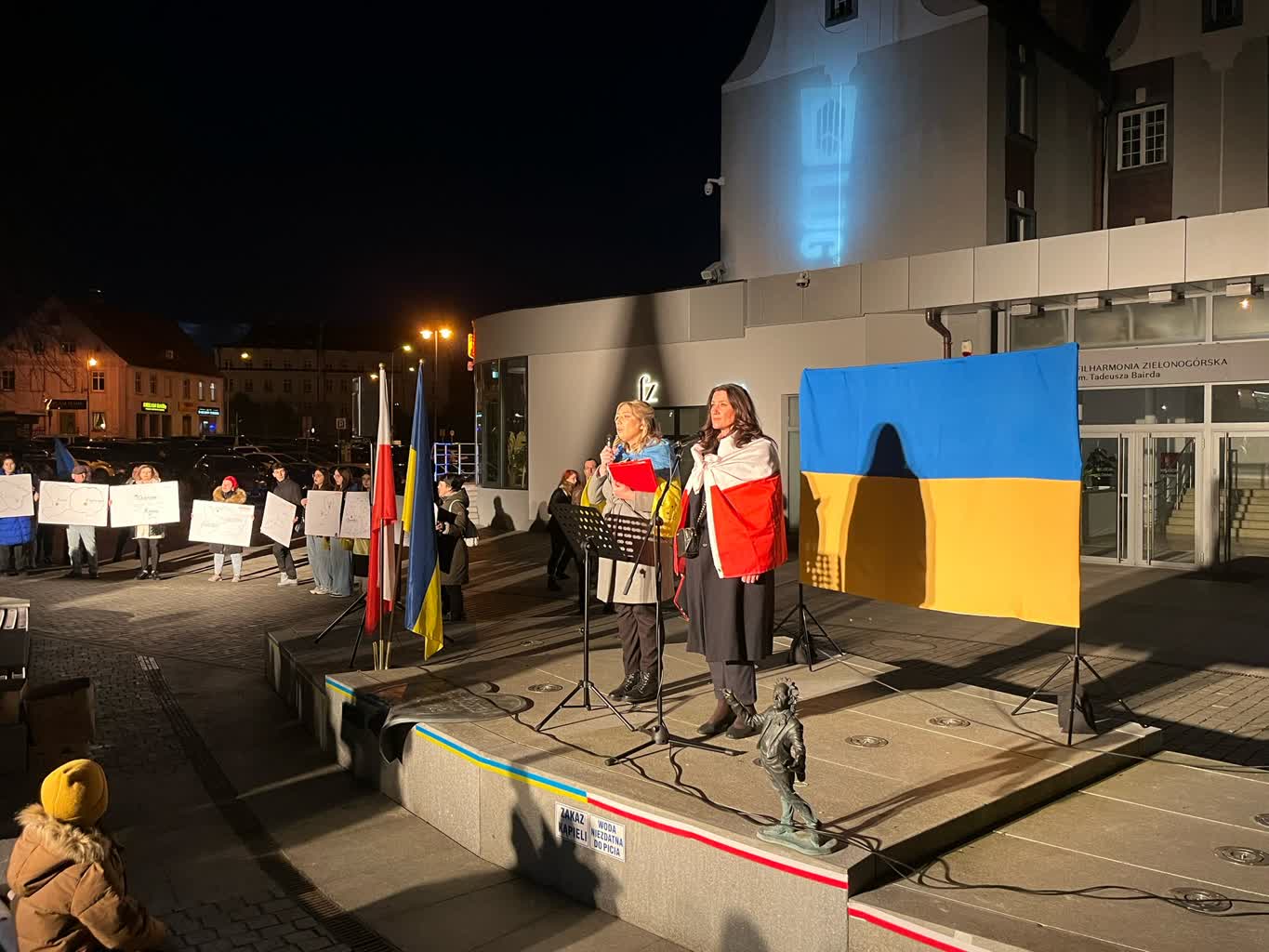 Zielona Góra upamiętniła 3. rocznicę wybuchu wojny na Ukrainie Radio Zachód - Lubuskie