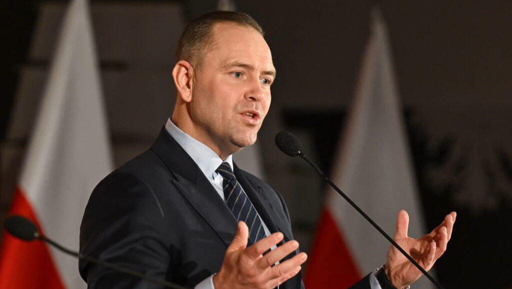 Nawrocki obiecuje "powrót do wielkich inwestycji w Polsce lokalnej" Karol Nawrocki Fot. PAP/Adam Warżawa