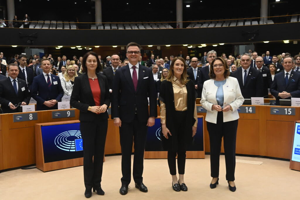 Szymon Hołownia i Małgorzata Kidawa-Błońska podczas ETP w Brukseli (PAP/Piotr Nowak)