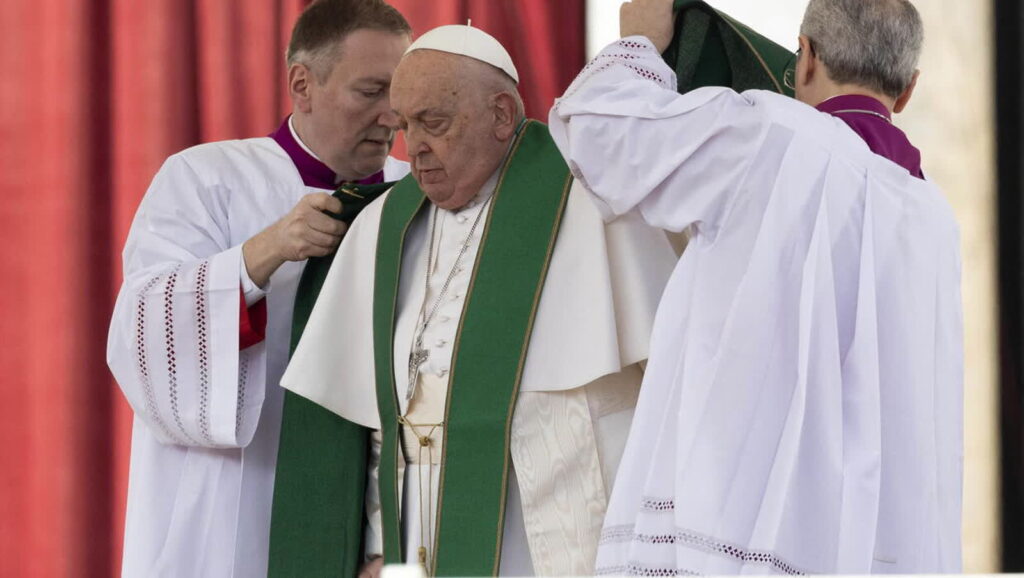 Co ze stanem zdrowia papieża? Są nowe wieści 1 Papież Franciszek. Fot. PAP/EPA/MASSIMO PERCOSSI