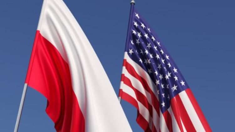 Flagi Polski i Stanów Zjednoczonych (gov.pl)