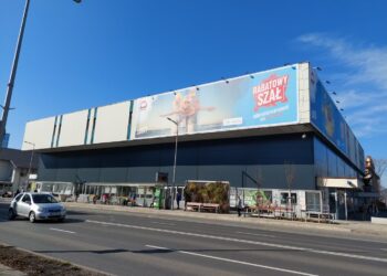 Modernizacja Domu Towarowego „Centrum”. We wrześniu otwarcie nowej galerii Radio Zachód - Lubuskie