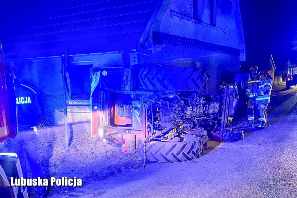Nowe Kurowo k. Strzelec Krajeńskich. Pijany 26-latek wjechał ciągnikiem w dom (KPP Strzelce Krajeńskie)