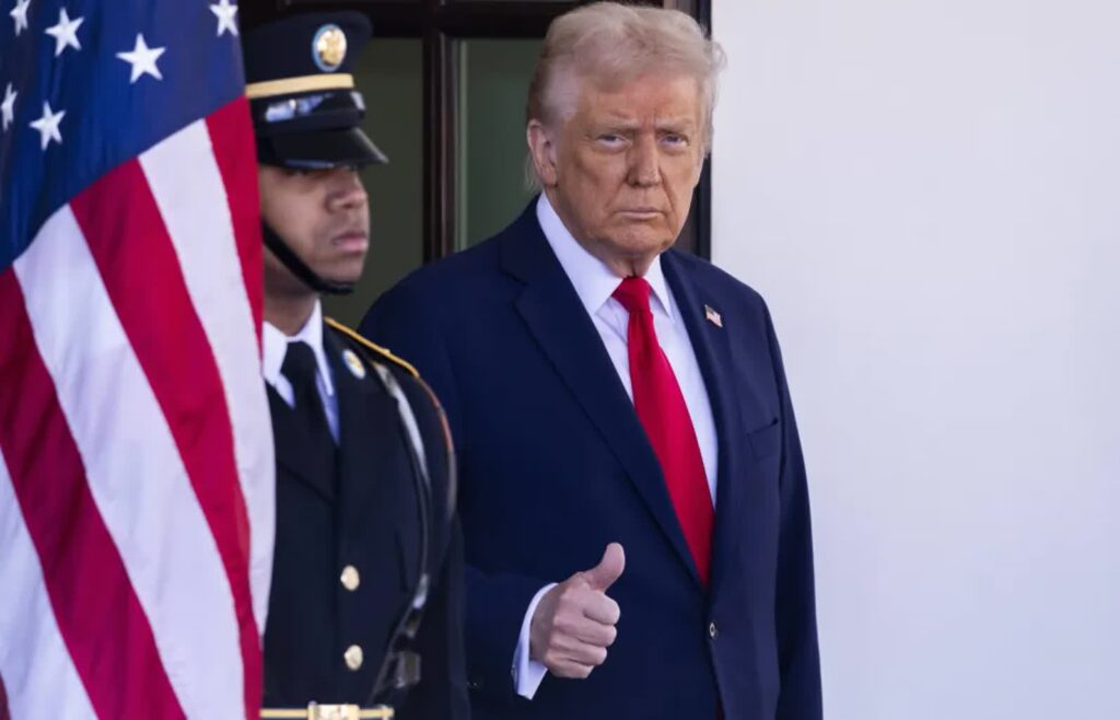 Trump: jestem bardzo zaangażowany na rzecz Polski 3 Donald Trump. Fot. PAP/EPA/SHAWN THEW