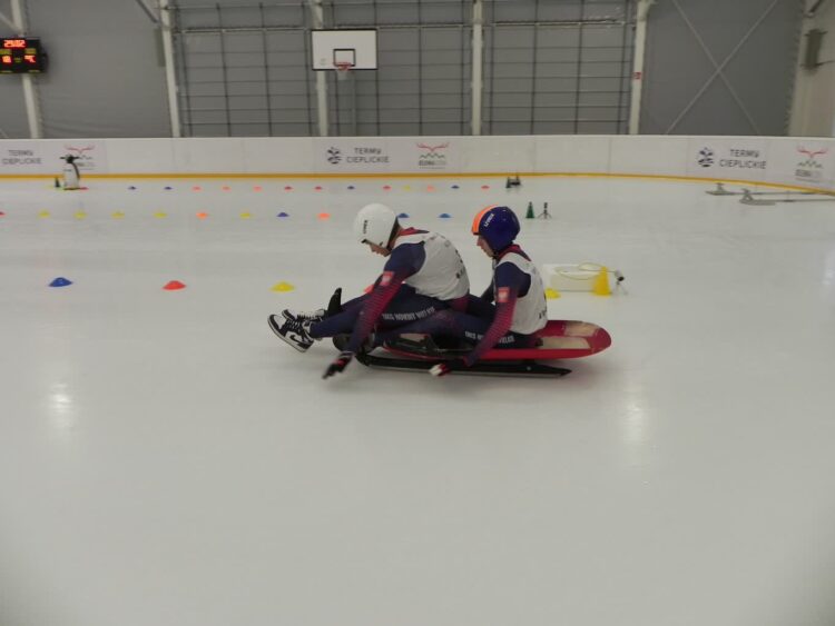 Medale młodych saneczkarzy UKS Nowiny Wielkie 9 fot. UKS Nowiny Wielkie