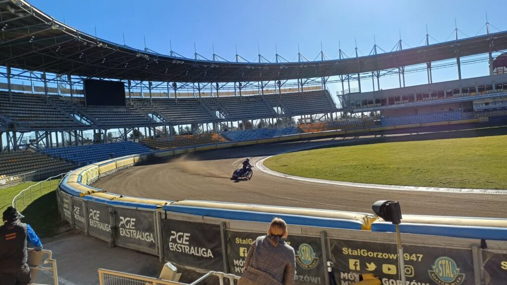 Żużlowcy wyjechali na tor w Gorzowie. Trenowała cała Stal Żużlowcy wyjechali na tor w Gorzowie. Trenowała cała Stal Radio Zachód - Lubuskie