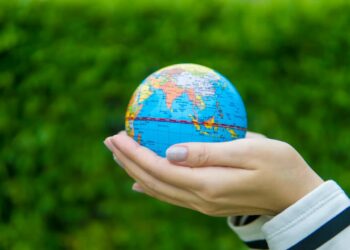 Uniwersytet Zielonogórski zachęca do akcji „Godzina dla Ziemi" Radio Zachód - Lubuskie