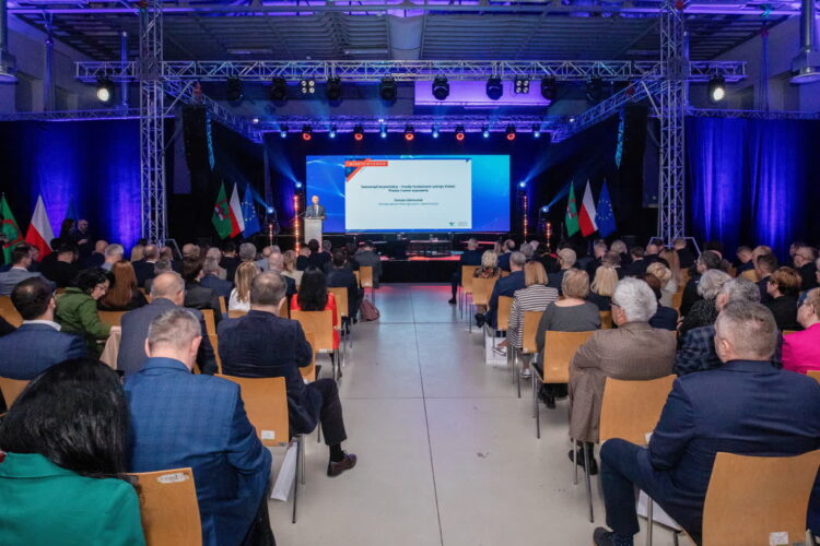 fot: PAP/Krzysztof Ćwik