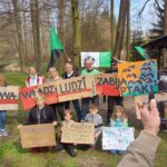 Mieszkańcy Zagórza w gm. Czerwieńsk protestują przeciwko wycinaniu olchowych lasów (fot. Piotr Bakselerowicz)