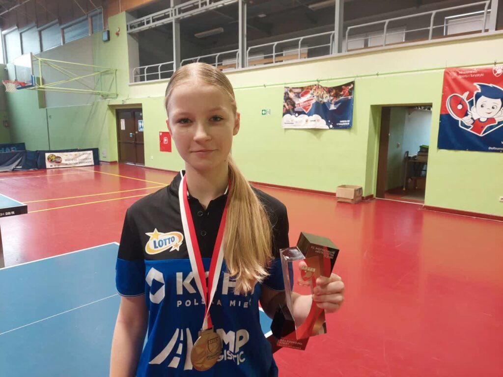 Lena Puzio brązową medalistką MP seniorek w deblu Lena Puzio brązową medalistką MP seniorek w deblu Radio Zachód - Lubuskie