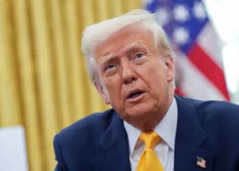 Fot. PAP/EPA/CHRIS KLEPONIS / POOL