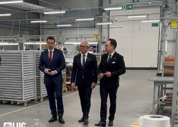 Centrum Badawczo-Produkcyjne w Nowym Kisielinie. Fot. LUG Light Factory/FB