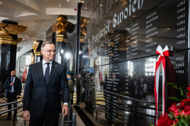 TORUŃ NARODOWY DZIEŃ POLAKÓW RATUJĄCYCH ŻYDÓW. Fot. PAP/Tytus Żmijewski