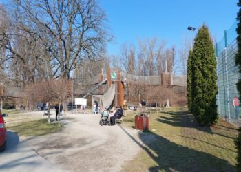 Gęsie Tarasy przy ul. Źródlanej ponownie otwarte Radio Zachód - Lubuskie