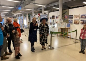 Wernisaż wystawy „Z zakładkami przez świat" Radio Zachód - Lubuskie