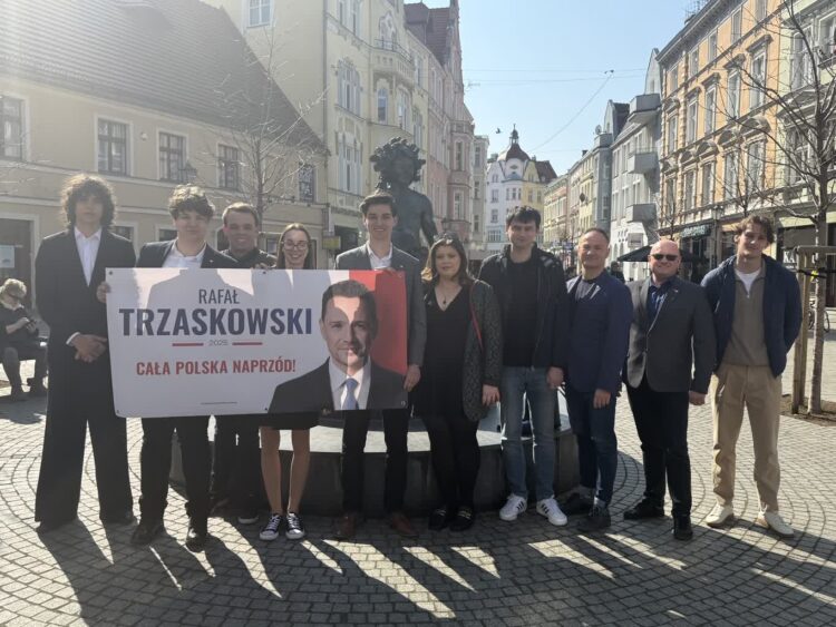 Ruszyła akcja "Młodzi Naprzód!" Radio Zachód - Lubuskie