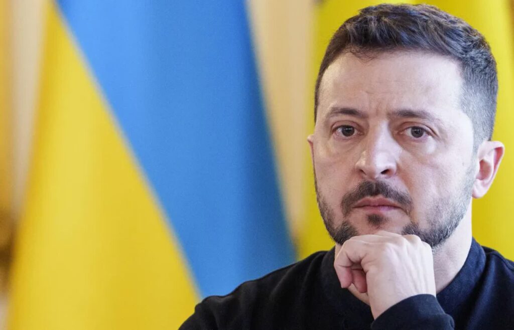 Zełenski spotka się z szefami UE i NATO. Omówią nowy plan po decyzji Trumpa 2 Wołodymyr Zełenski Fot. PAP/EPA/JAVAD PARSA