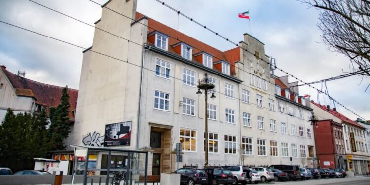 Zamieszanie w UM, zgubione pismo. Prezydent Wójcicki tłumaczy się z urzędnika z wyrokiem Radio Zachód - Lubuskie