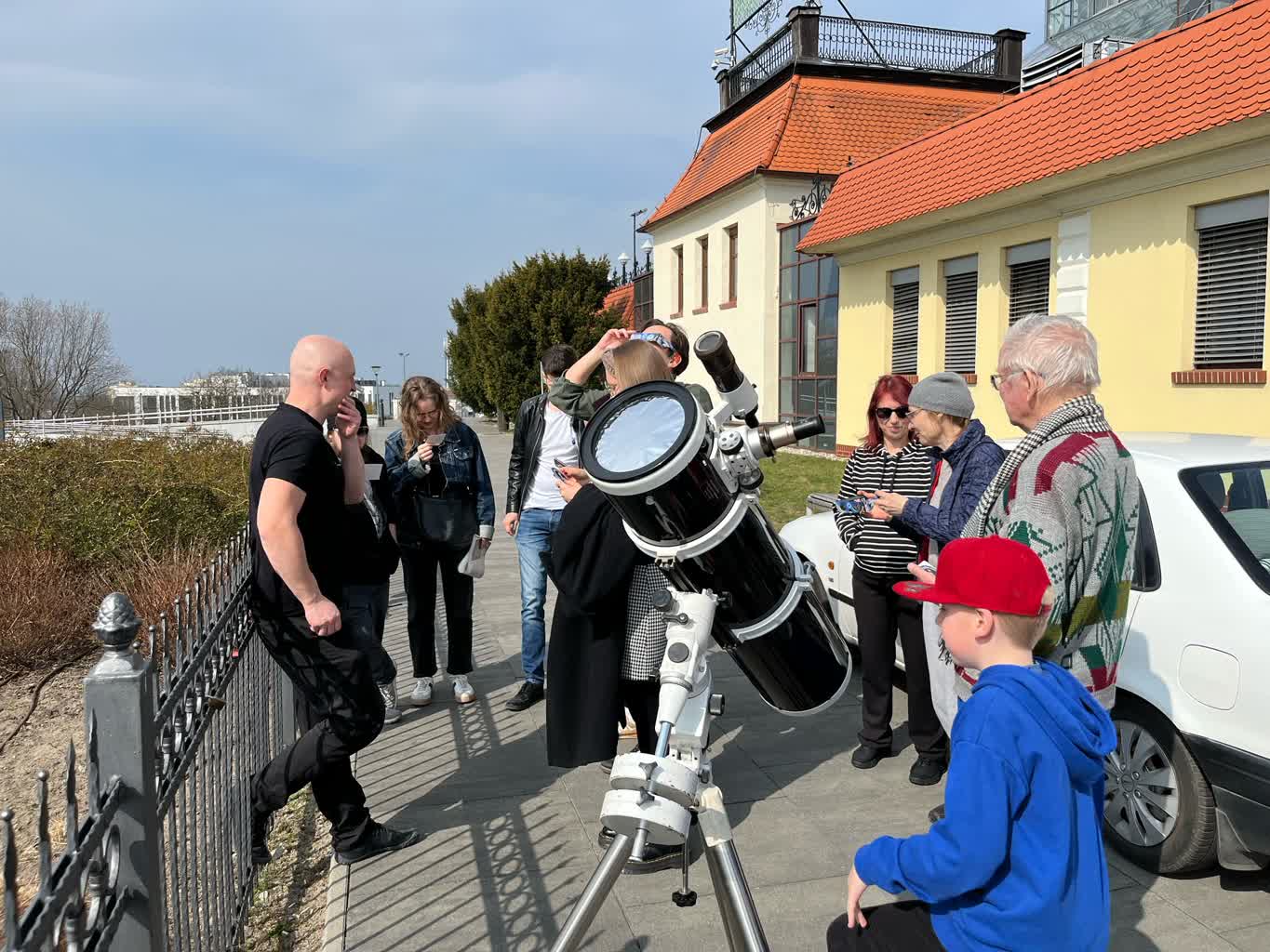 Zielonogórzanie obserwowali zaćmienie słoneczne Radio Zachód - Lubuskie