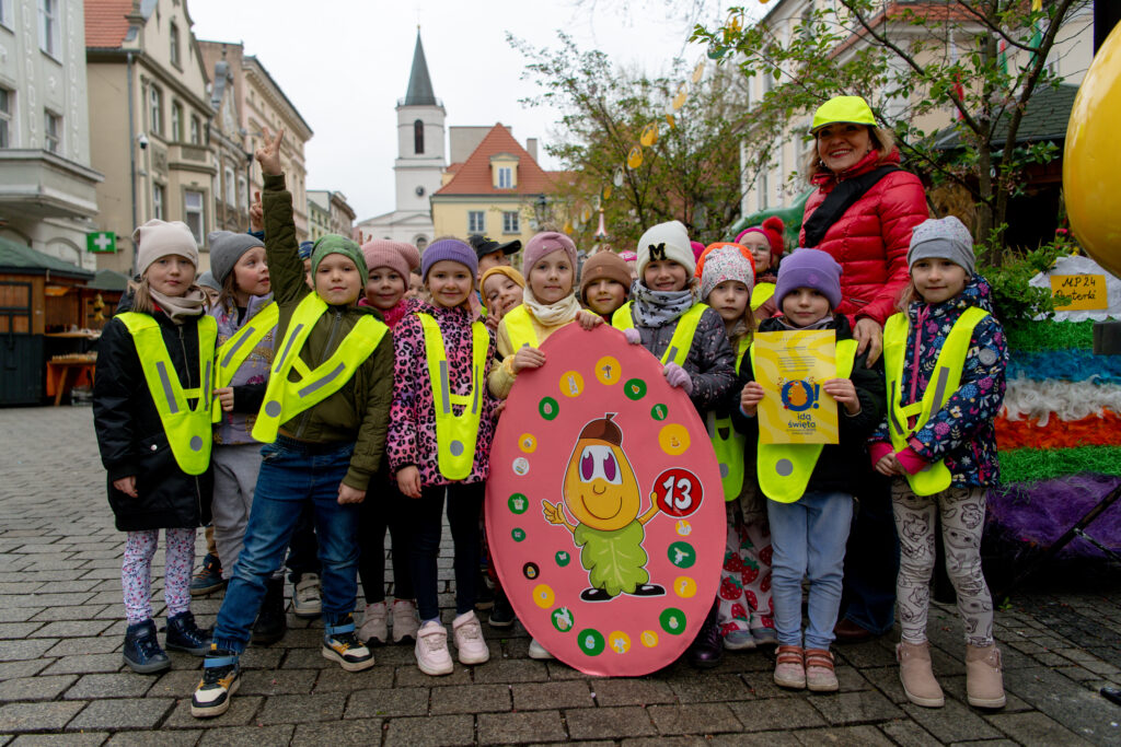Na zielonogórskim deptaku trwa akcja "Idą święta!" [GALERIA ZDJĘĆ] Radio Zachód - Lubuskie