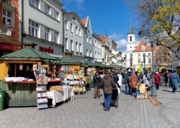 Na zielonogórskiej starówce startuje dziś jarmark wielkanocny Radio Zachód - Lubuskie