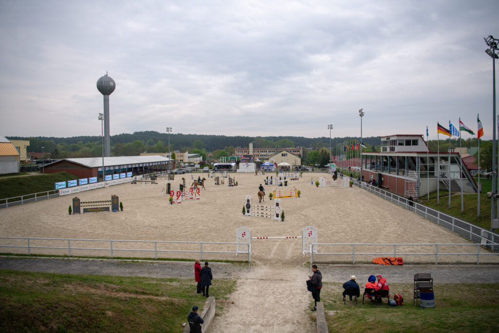 Gwiazdy jeździectwa w Drzonkowie! [GALERIA ZDJĘĆ] Radio Zachód - Lubuskie