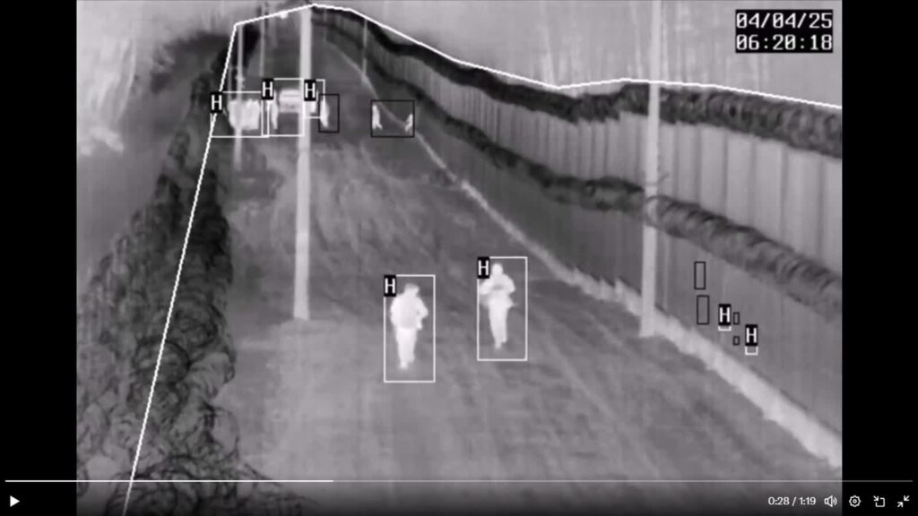 Przekroczenie granicy białorusko-polskiej przez nielegalnych imigrantów (x.com/JacekDobrzynski)