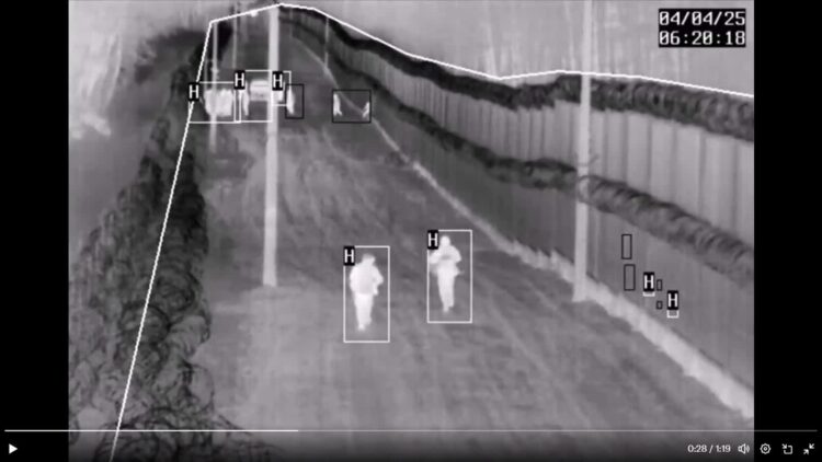 Przekroczenie granicy białorusko-polskiej przez nielegalnych imigrantów (x.com/JacekDobrzynski)