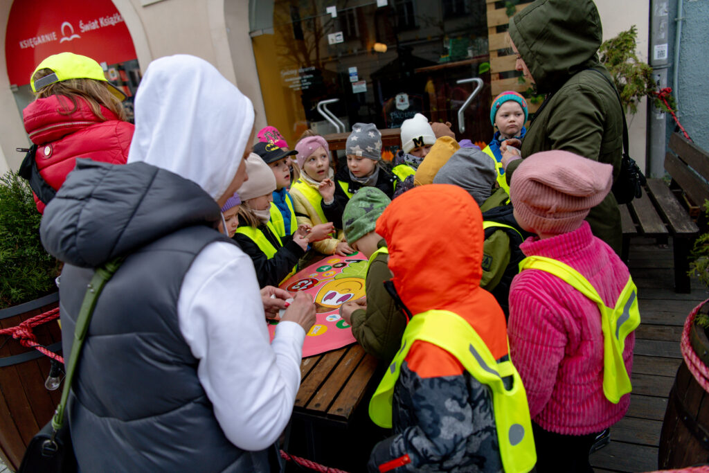 Na zielonogórskim deptaku trwa akcja "Idą święta!" [GALERIA ZDJĘĆ] Radio Zachód - Lubuskie