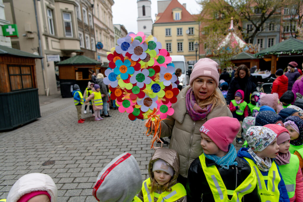 Na zielonogórskim deptaku trwa akcja "Idą święta!" [GALERIA ZDJĘĆ] Radio Zachód - Lubuskie