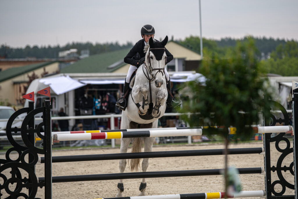 Gwiazdy jeździectwa w Drzonkowie! [GALERIA ZDJĘĆ] Radio Zachód - Lubuskie