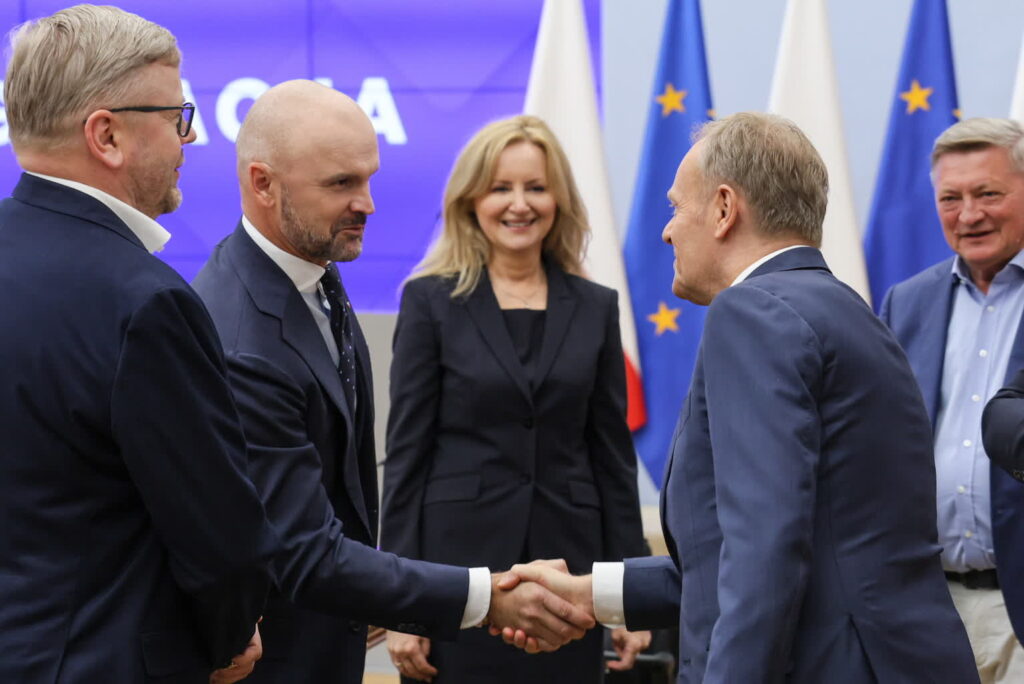 Premier Donald Tusk i szef InPost Rafał Brzoska. Fot. PAP/Paweł Supernak