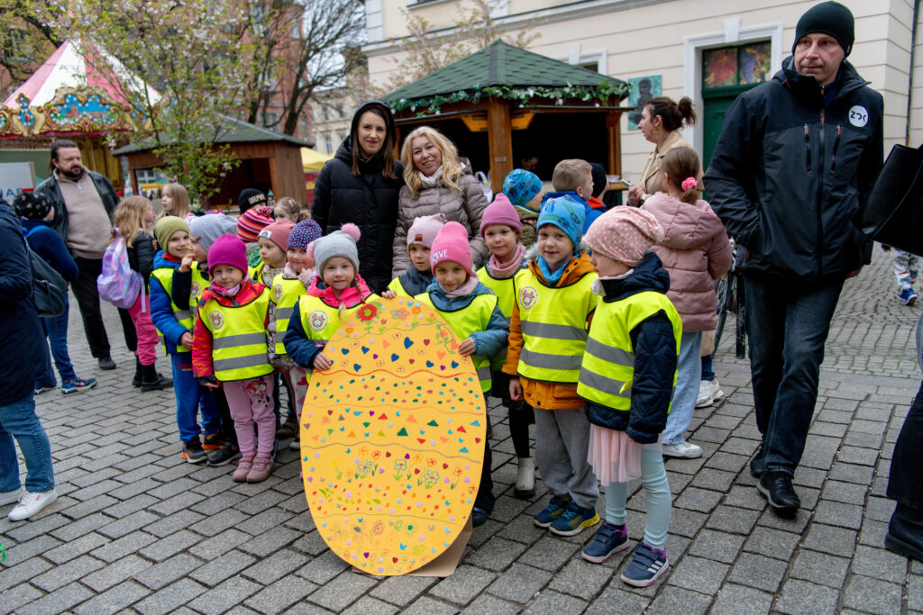 Na zielonogórskim deptaku trwa akcja "Idą święta!" [GALERIA ZDJĘĆ] Radio Zachód - Lubuskie