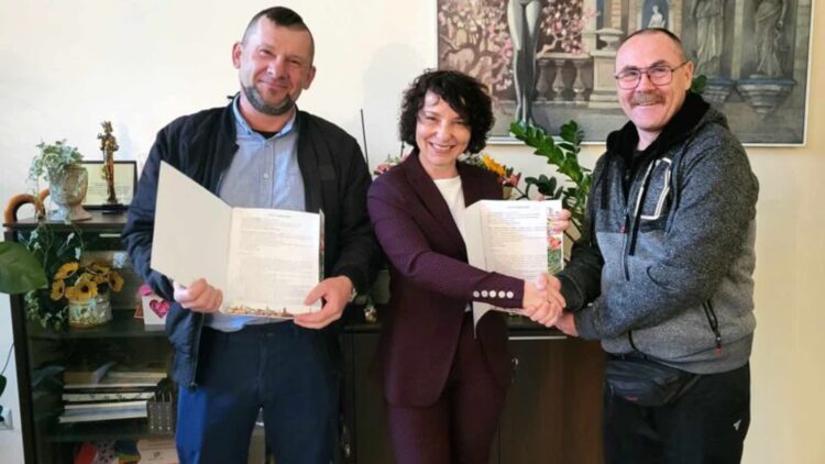 Umowa miasta z wędkarzami 9 Umowa miasta z wędkarzami Radio Zachód - Lubuskie