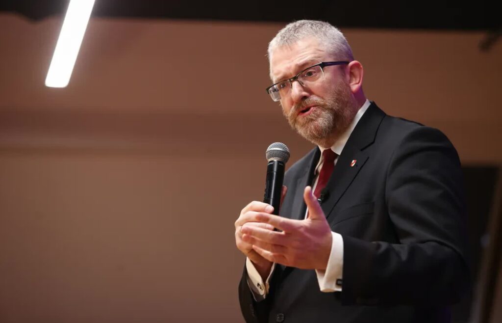 Grzegorz Braun. Fot. PAP/Jarek Praszkiewicz