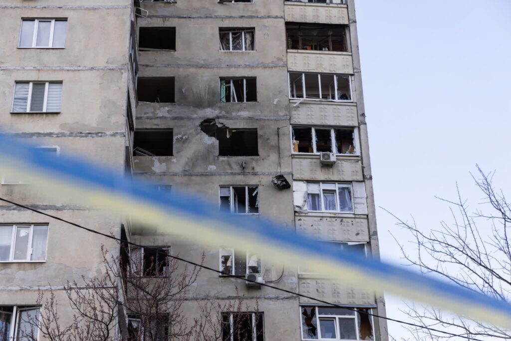 Charków po rosyjskim ataku. Fot. PAP/Yevhen Titov